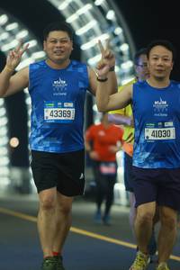 BIB: 43369, 41030
                            <button type="button" onclick="openModal(20824901)" class="btn btn-primary btn-sm float-right btn-popup" data-toggle="modal" data-target=".modal-high-quality">
                        <i class="fas fa-shopping-cart"></i> Add to Cart
                    </button>
                                            <button type="button" onclick="isThisMe(20824901, true)" class="btn btn-success btn-sm float-right btn-popup btn-isme hidden" data-toggle="tooltip" data-placement="bottom" title="นี่คือรูปของคุณใช่ไหม คลิกที่นี่เพื่อเอาเข้าอัลบั้ม">
                        <i class="fas fa-plus"></i> Add to album
                    </button>
                    <button type="button" onclick="isThisMe(20824901, false)" class="btn btn-warning btn-sm float-right btn-popup btn-isnotme hidden">
                        <i class="fas fa-ban"></i> Remove from album
                    </button>